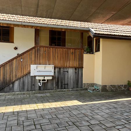 Domacija Brdar Villa Adlesici Ngoại thất bức ảnh