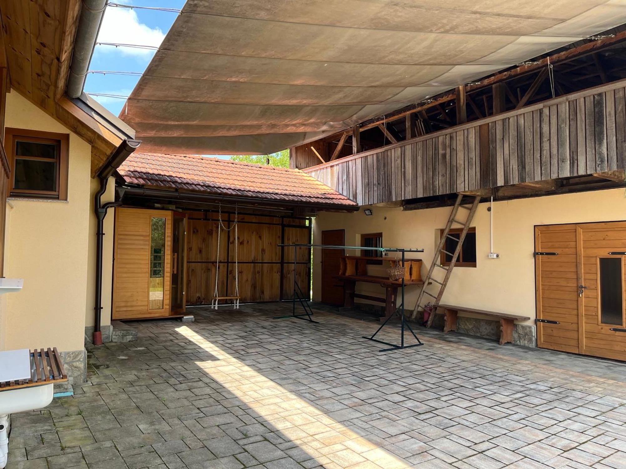 Domacija Brdar Villa Adlesici Ngoại thất bức ảnh